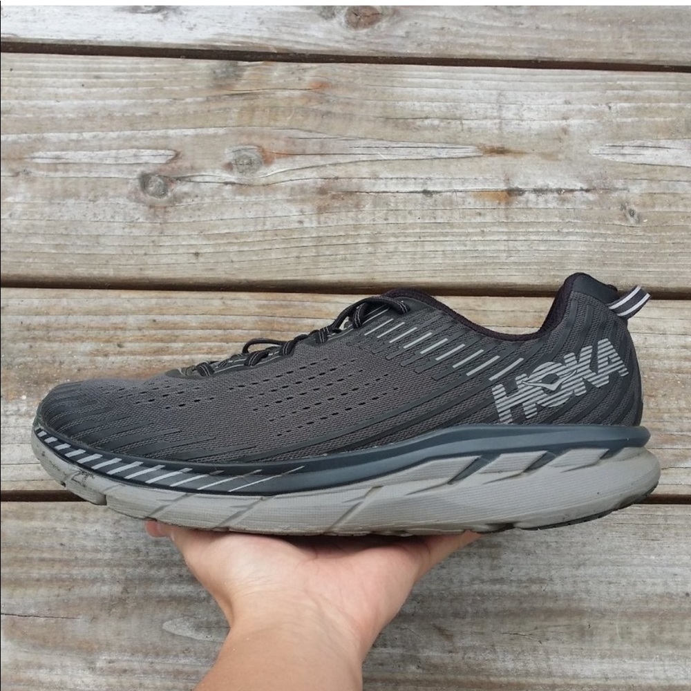 Mens HOKA Clifton 8
